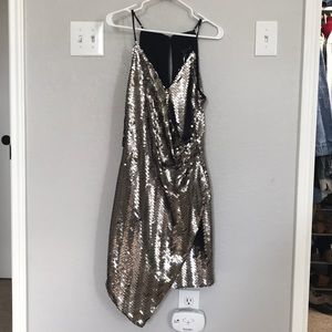 Adelyn Rae sequined dress!
